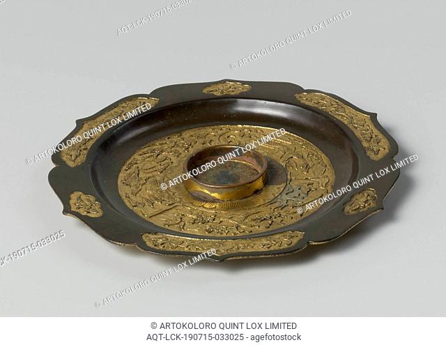 Saucer, Dish of fire-gilded suassa, with scalloped brace-shaped rim and in the middle an upright ring, inside which fits a cup