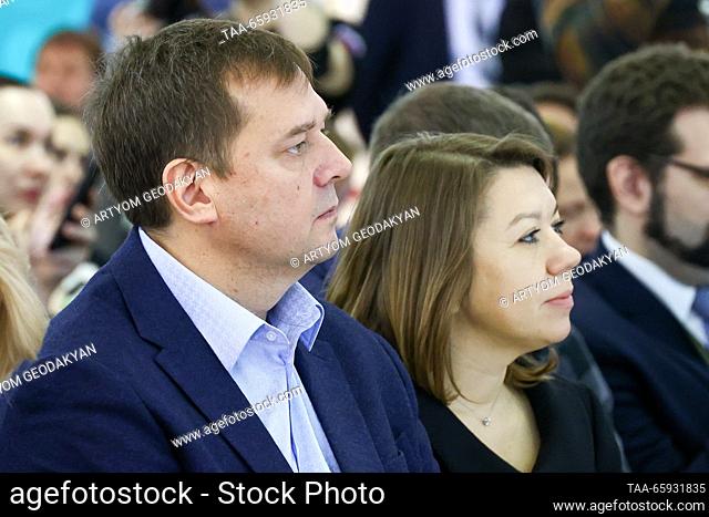 RUSSIA, MOSCOW - DECEMBER 20, 2023: Zaporozhye Region Governor Yevgeny Balitsky (L) and Russia Expo head Natalya Virtuozova attend the opening of Zaporozhye...