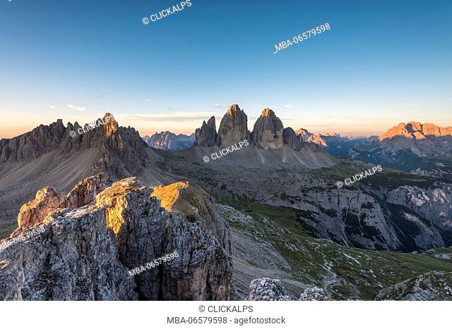 Sesto/Sexten, Dolomites, South Tyrol, Italy, Sunrise over the Tre Cime di Lavaredo/Drei Zinnen, Taken from the summit of Torre di Toblin/Toblinger Knoten