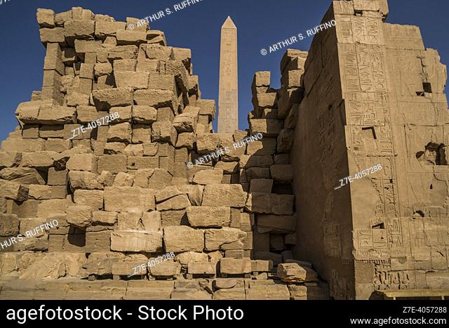 Obelisk. Temple of Karnak. El-Karnak, Luxor Governorate, Egypt, Africa, Middle East