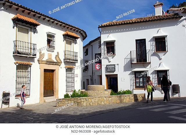 Grazalema, White Towns of Andalusia, Sierra de Grazalema Natural Park. Cadiz province, Andalusia, Spain
