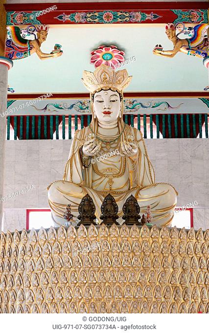 Kong Meng San Phor Kark See Monastery. Hall of Amrita Precepts