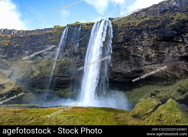 Island 23.10.2017. Iceland's Skogafoss is the most beautiful and largest waterfall and its height is 60 m on the Skoga River. Iceland 23.10.2017