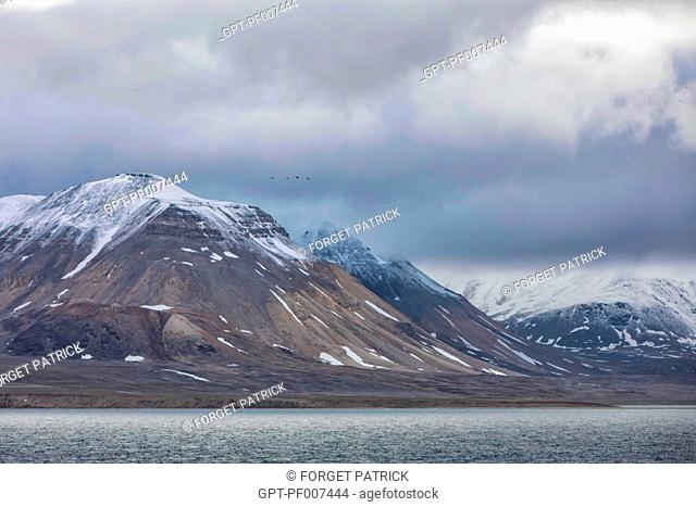 MOUNTAIN AROUND KINGS BAY DISCOVERED BY ALBERT I OF MONACO, SPITZBERG, SVALBARD, ARCTIC OCEAN, NORWAY