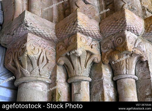 San Pedro de Villanueva (romanesque church, 12th century). Capitals. Cangas de Onis, Asturias, Spain