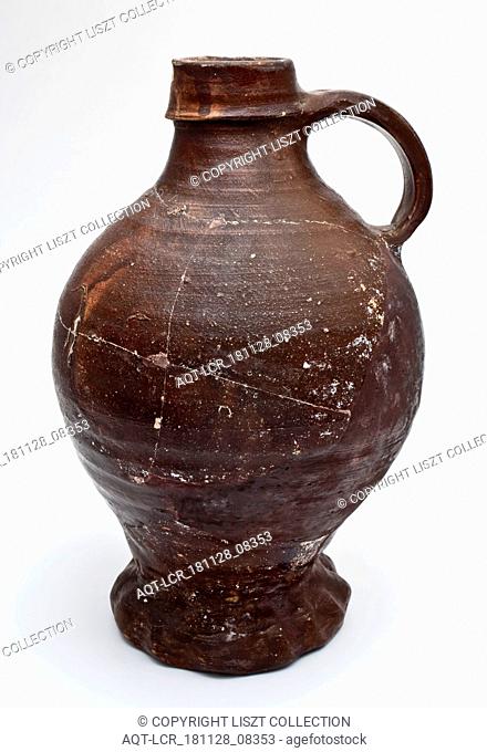 Stoneware jug on pinched foot, brown engobe, bulb model with narrow neck, jug crockery holder soil find ceramic stoneware clay engobe glaze salt glaze, belly 14
