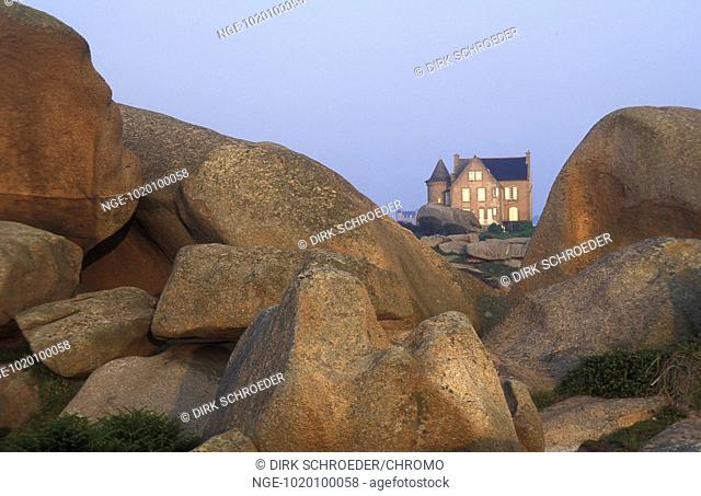 Castle Costaeres between the Rocks, Perros-Guirec, Cote de Granit Rose, Bretagne, France