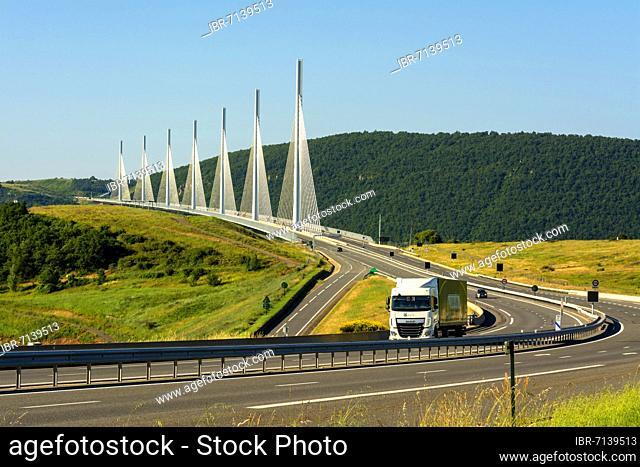 Millau viaduct by architect Norman Foster, between Causse du Larzac and Causse de Sauveterre above Tar, Natural Regional Park of Grands Causses