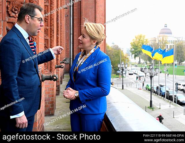 18 November 2022, Berlin: Franziska Giffey (SPD), governing mayor of Berlin, meets Oleksii Makeiev, Ambassador of Ukraine to Germany