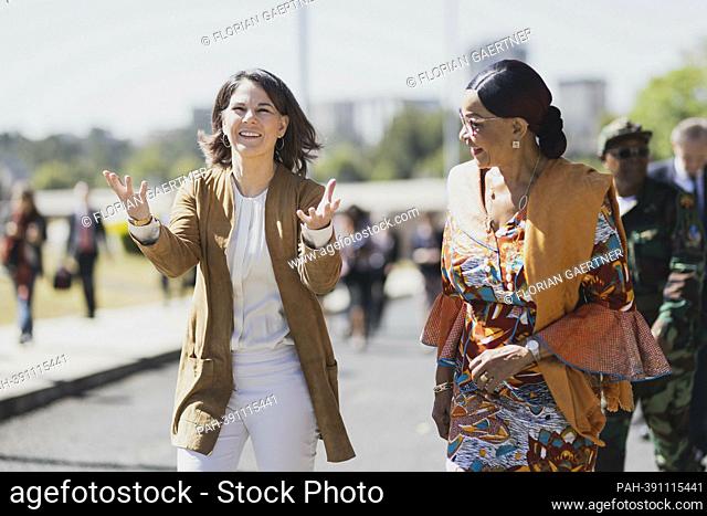 (LR) Annalena Baerbock (Buendnis 90/Die Grünen), Federal Foreign Minister, and Josefa Leonel Correia Sacko, Commissioner at the African Union