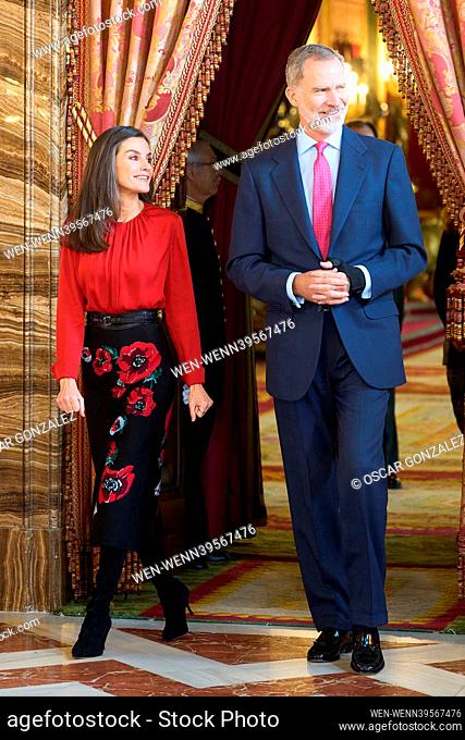 Reales españoles se reúnen con la Fundación "Princesa De Girona" en el Palacio Real Destacando: Rey Felipe VI de España, Reina Letizia de España Donde: Madrid