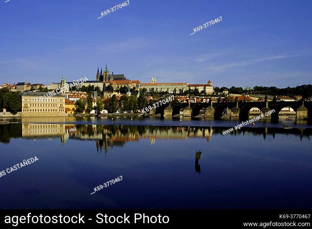 The Castle and the St. Vitus Cathedral. . Charles IV Bridge. Moldau River. View from Stare Mesto. . Prague. Czech Republic