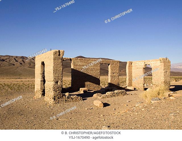 An old desert ruin