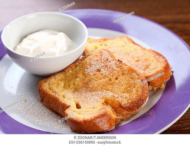 French toast with plain yogurt
