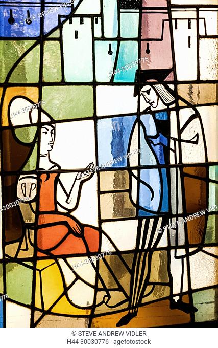 Germany, Bavaria, Munich, Marienplatz, The New Town Hall aka Neus Ratshaus, Stained Glass Window depicting Knight and Lady in Medieval Costume