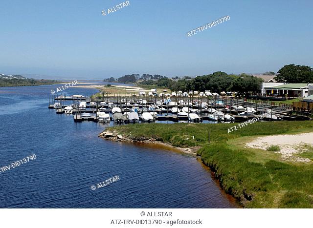 PLEASURE BOATS & KEURBOOMS RIVER; FROM N2, EASTERN CAPE, SOUTH AFRICA; 28/01/2011