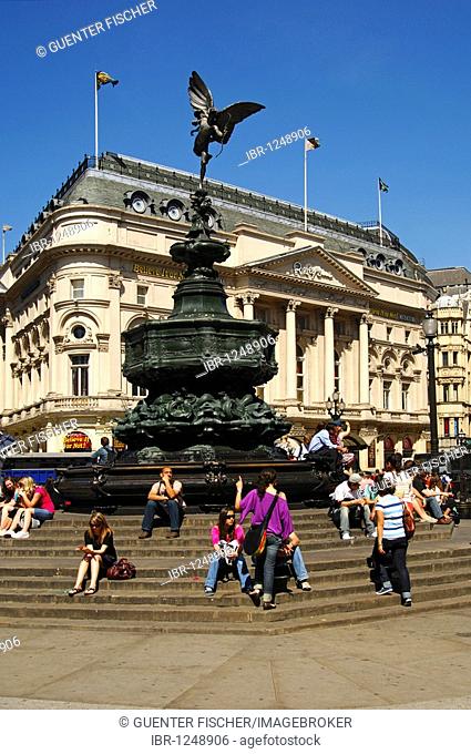 Piccadilly Circus square with the Shaftesbury memorial fountain and statue of Anteros by Alfred Gilbert, London, UK, Europe