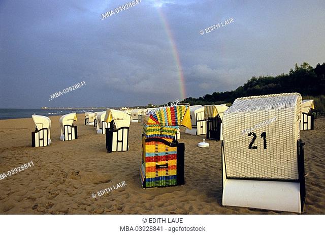 Germany, Mecklenburg-Western Pomerania, island Usedom, sea resort Heringsdorf wicker beach chairs rainbow beach sandy beach, Baltic Sea