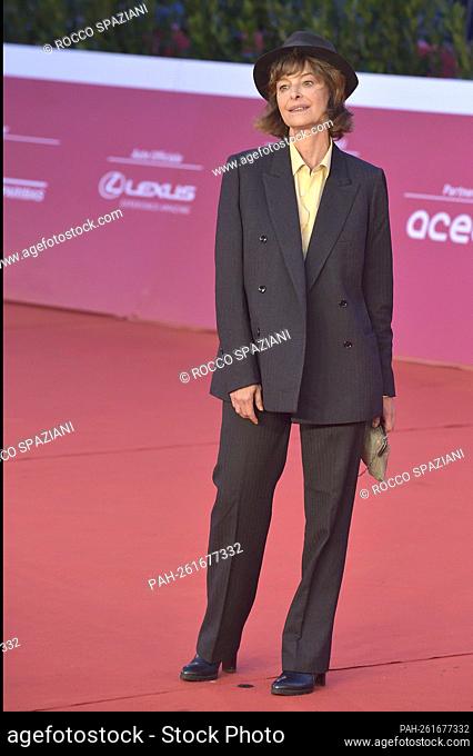 ROME, ITALY - OCTOBER 22: Agnese Nano attend the red carpet of the movie ""Vita da Carlo"" during the 16th Rome Film Fest 2021 on October 22, 2021 in Rome