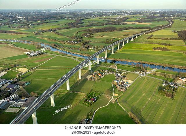 Aerial view, Mintarder Ruhrtalbrücke bridge over the Ruhr valley, Ruhr, motorway A52, Mülheim an der Ruhr, Ruhrgebiet region, North Rhine-Westphalia, Germany