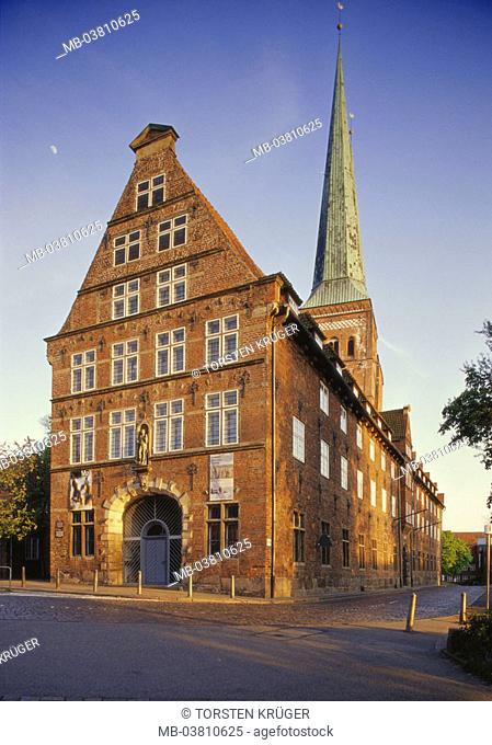 Germany, Schleswig-Holstein,  Lübeck, old town, arsenal, dusk,  Northern Germany, Hanseatic town, view at the city, city center, buildings historically