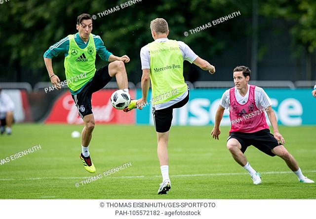 The German team starts training in Vatutinki, German fans come to the facility, Mesut Oezil, Sebastian Rudy and Matthias Ginter GES / Football / World Cup 2018...