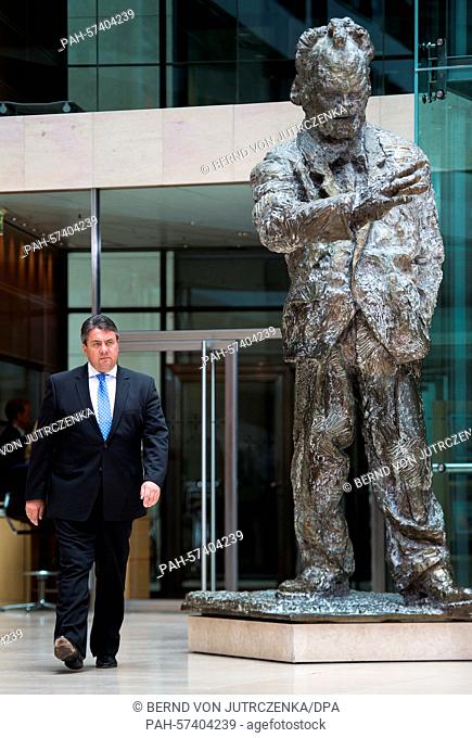 Chairman of the SPD Sigmar Gabriel arrives to deliver a statement on the death of German author Guenter Grass at Willy Brandt House in Berlin, Germany