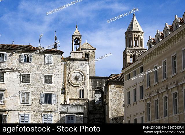 PRODUCTION - 19 September 2023, Croatia, Split: The square Pjaca (People's Square), in Croatian Narodni trg, with the clock tower