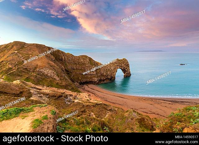 Sunrise in front of Durdle Door, Jurassic Coast, Dorset, England, United Kingdom