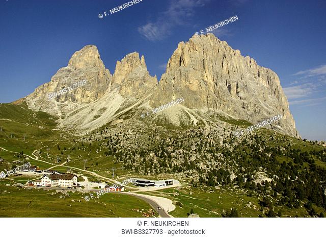 view from Sella Pass to cable car station at Langkofel group, Grohmannspitze, Fuenffingerspitze and Langkofel, Italy, Dolomites