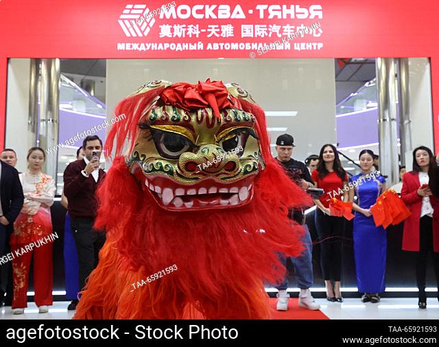 RUSSIA, MOSCOW - DECEMBER 19, 2023: The opening ceremony of the Moscow-Tianya international auto centre. Sergei Karpukhin/TASS