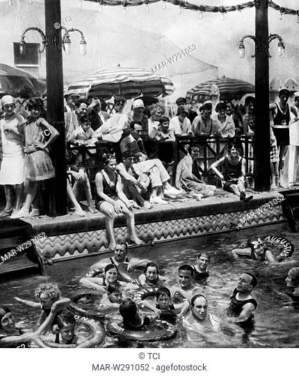 piscina sul ponte dell'augustus, 1930