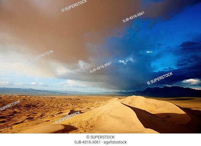 Kelso Dunes after a spring thunderstorm, Mojave National Preserve, near Kelso, California