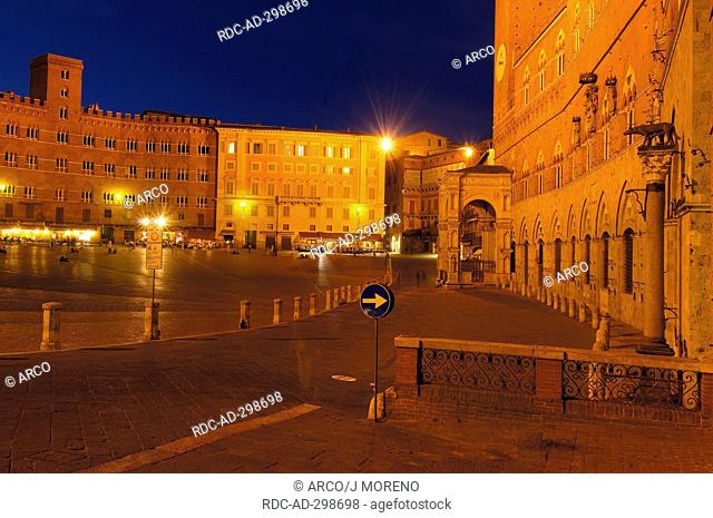 Piazza del campo, The Campo Square, Siena, Tuscany, Italy