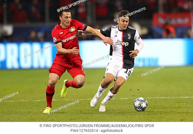 firo: 11.12.2019, Football, season 2019/2020, Champions League: Bayer Leverkusen - Juventus 0: 2 duels, Paulo Dybala versus Julian Baumgartlinger | usage...