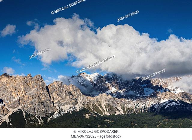 Europe, Italy, Alps, Dolomites, Mountains, Veneto, Belluno, Cortina d'Ampezzo, Cristallo - view from Pocol