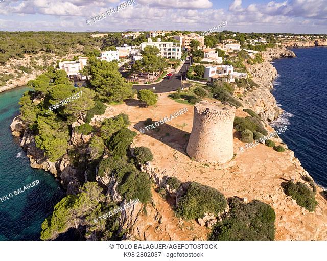 tower of Cala Pi, sixteenth century, used to defend the entrance to the bay, cala Pi, Mallorca, balearic islands, spain, europe