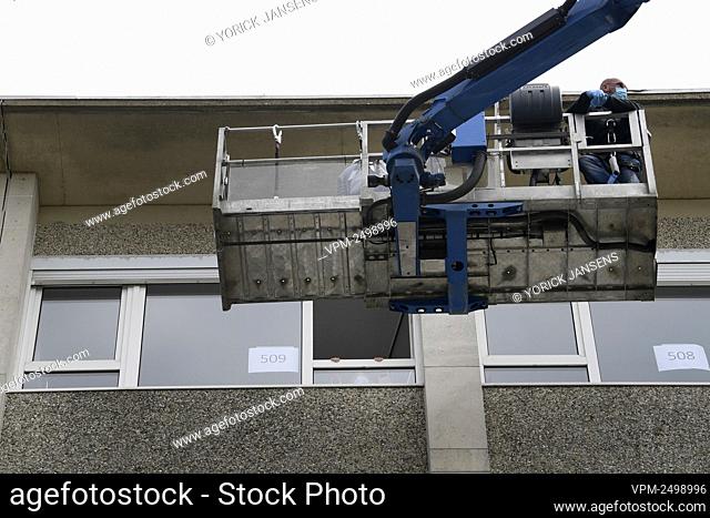 Illustration picture shows an aerial work platform at the hospital 'Ziekenhuis Geel' for possible visits between isolated covid-19 patients and their relatives