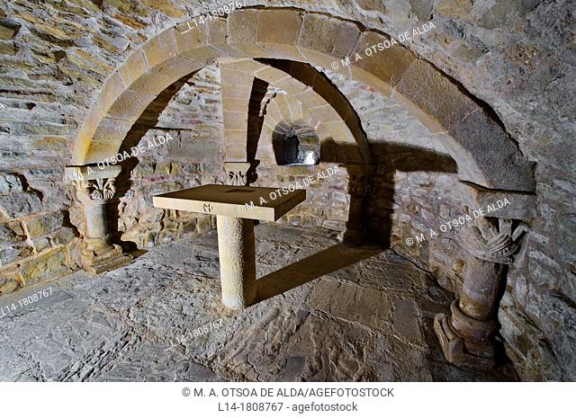 Romanesque crypt, Church of San Martín, Orísoain, Navarre, Spain