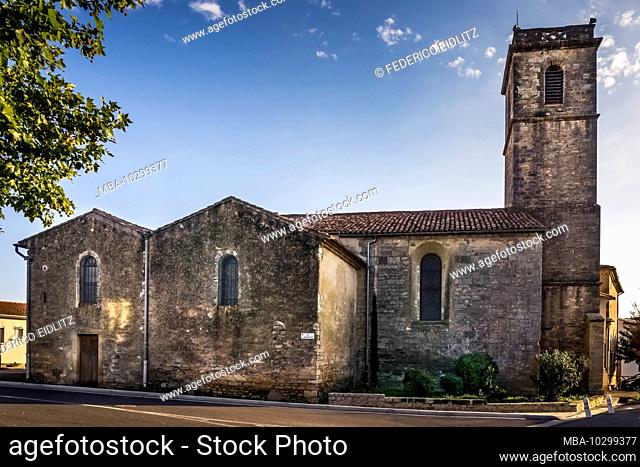 The parish church of Saint Martin in Alignan du Vent was built in the XII century in the Romanesque style and expanded several times in the XII and XVII...