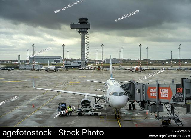 Tower, Taxiway, BER Airport, Brandenburg, Germany, Europe