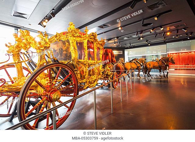 England, London, The City, Museum of London, The Lord Mayor's State Coach