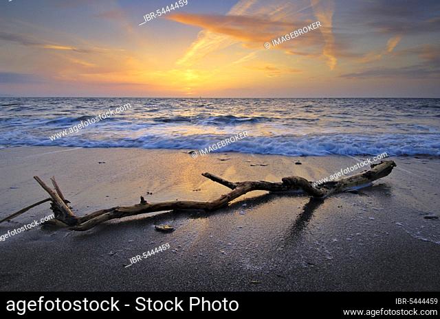 Sunset over Westward Ho beach on the North Devon coast, England, United Kingdom, Europe