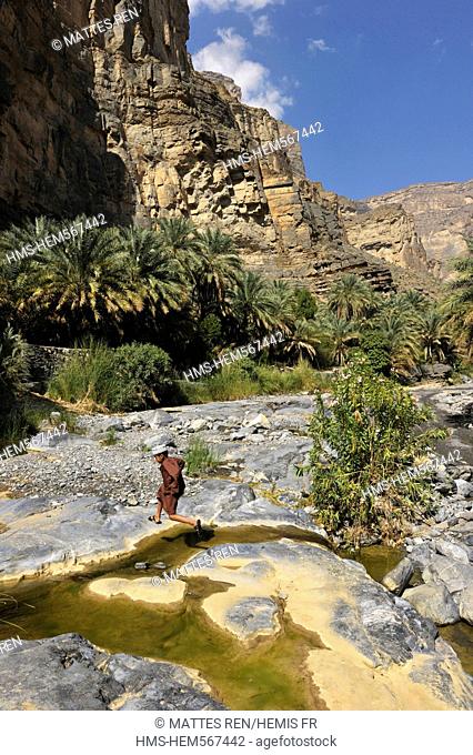 Sultanate of Oman, Al Dakhiliyah Region, Western Hajar Mountains, Wadi Nakhr, the great canyon