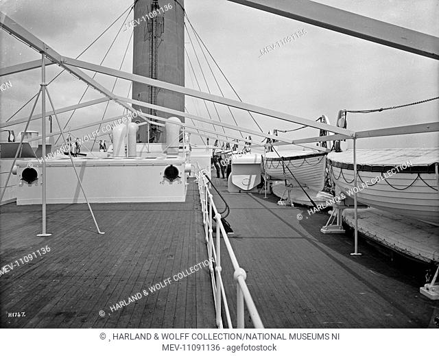 View aft along port deck towards funnel. Ship No: 415. Name: Arlanza. Type: Passenger Ship. Tonnage: 15043. Launch: 23 November 1911