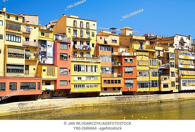 Colorful houses on the Ongar River, Girona, Catalionia, Spain