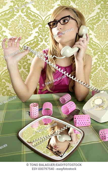 retro housewife telephone woman vintage wallpaper