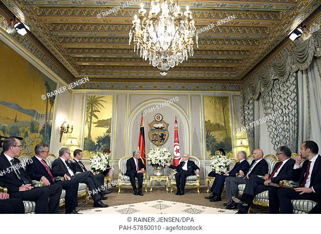 German President Joachim Gauck and the President of Tunisia Beji Caid Essebsi (R) meet for official talks in Tunis, Tunisia, 27 April 2015