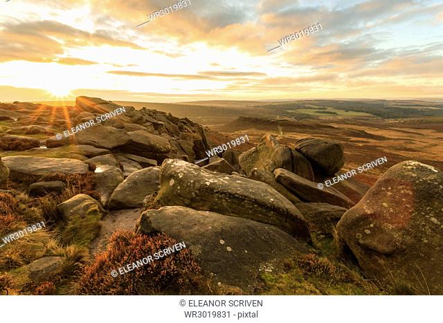Higger Tor, Carl Wark Hill Fort and Hathersage Moor, sunrise in autumn, Peak District National Park, Derbyshire, England, United Kingdom, Europe