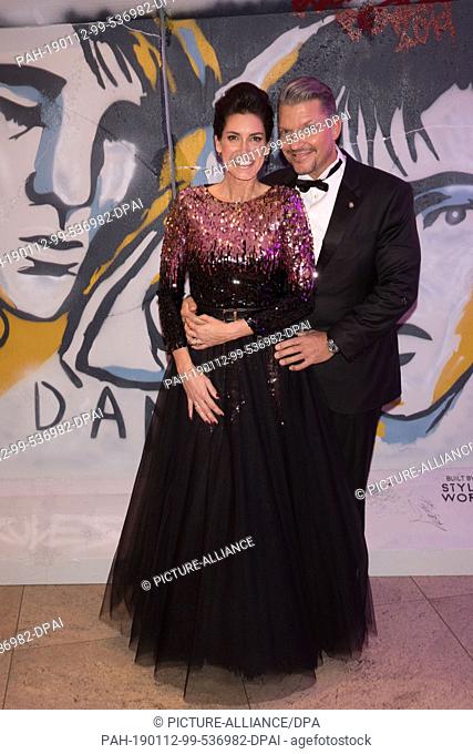 12 January 2019, Berlin: Actor Hardy Krüger Jr. and his wife Alice come to the Berlin Press Ball. The Presseball Berlin, the oldest ball in the world